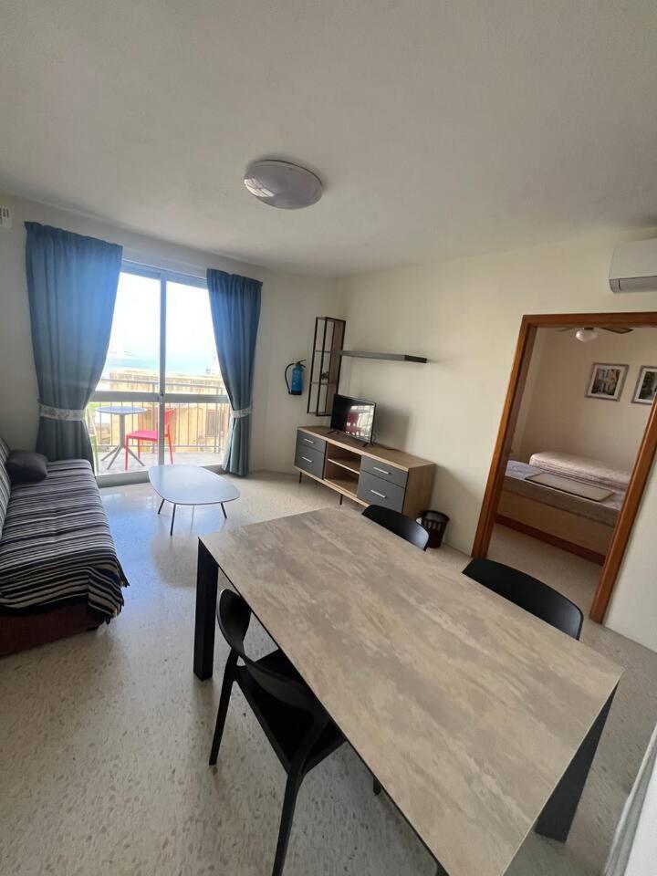 1 Bedrm Seaview Balluta Bay * San Giuliano